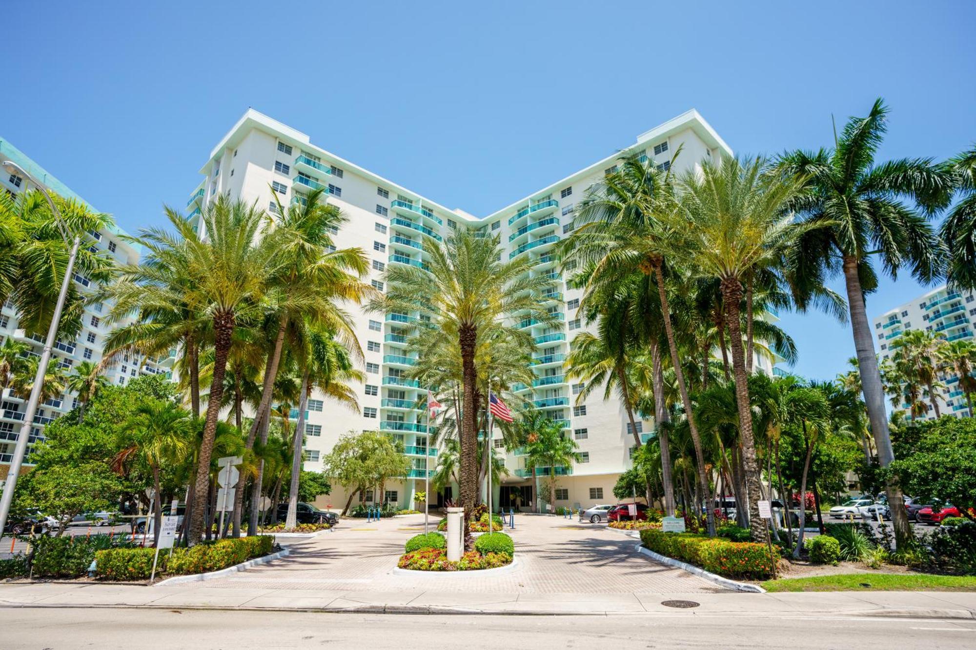 Modern 1 Bdr Oceanview With Direct Beach Access! Hollywood Esterno foto