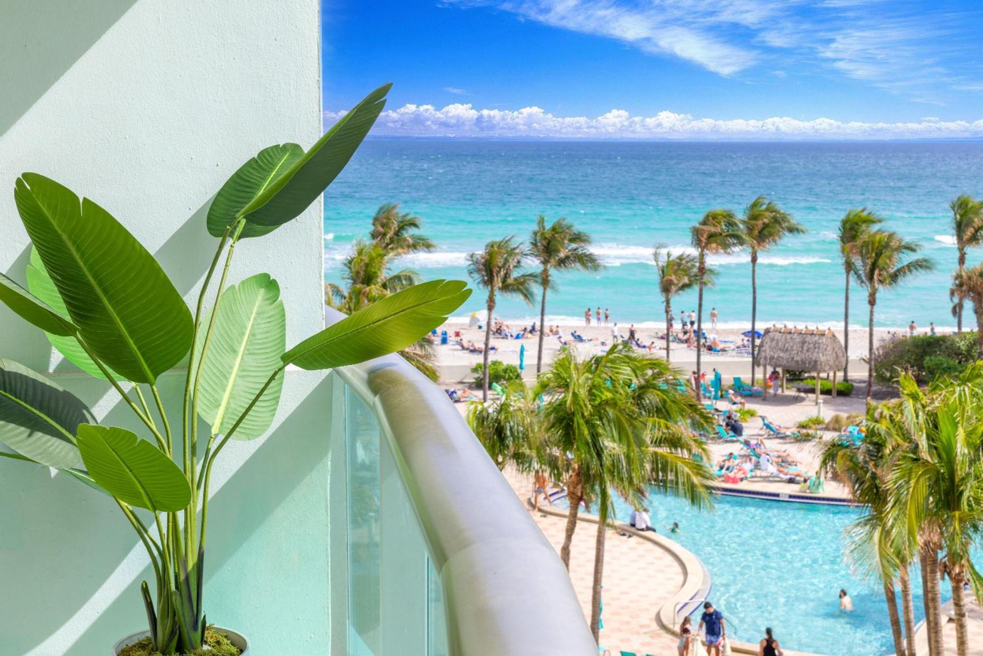 Modern 1 Bdr Oceanview With Direct Beach Access! Hollywood Esterno foto